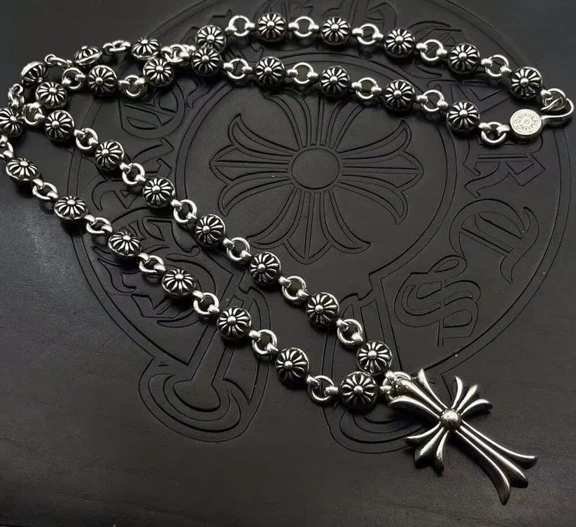 CH LOGO NECKLACE -9